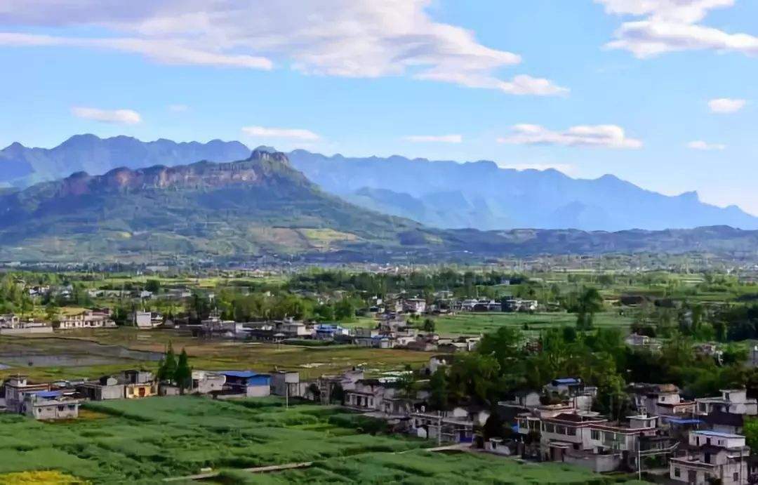 四川各地市產(chǎn)業(yè)規(guī)劃出爐，南充將以電子信息等四項(xiàng)為主