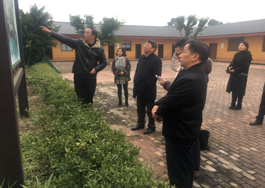 探索鄉(xiāng)村振興新模式，爭(zhēng)當(dāng)鄉(xiāng)村振興排頭兵——我院助力“中華龍鄉(xiāng)”重慶銅梁區(qū)高位推進(jìn)鄉(xiāng)村振興戰(zhàn)略