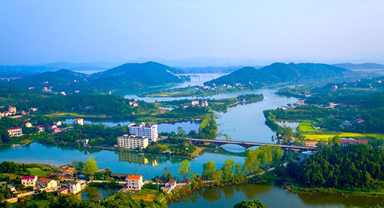 婁底經(jīng)開區(qū)：打造“3+1”產(chǎn)業(yè)集群 推動產(chǎn)業(yè)結構調整