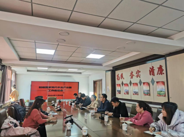 攜大豆和奶業(yè)全鏈條發(fā)展優(yōu)勢，內(nèi)蒙古科右前旗全力創(chuàng)建國家現(xiàn)代農(nóng)業(yè)產(chǎn)業(yè)園